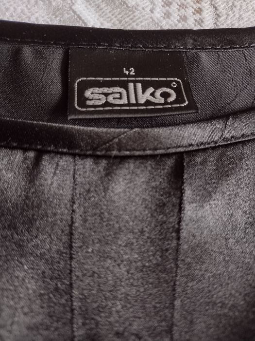 Koszulka damska czarna rozmiar 42