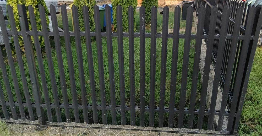 Sprzedam używane ogrodzenie stalowe