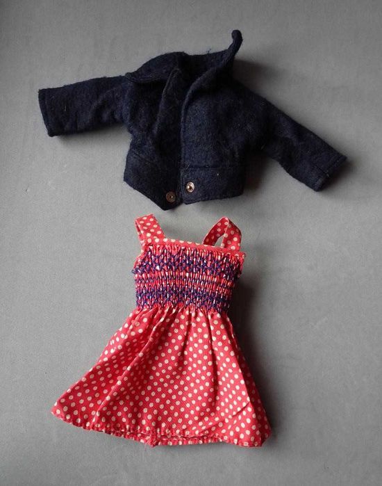 Antiga boneca Nancy da Famosa articulada com roupa original