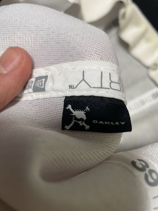 Кепка Oakley New Era