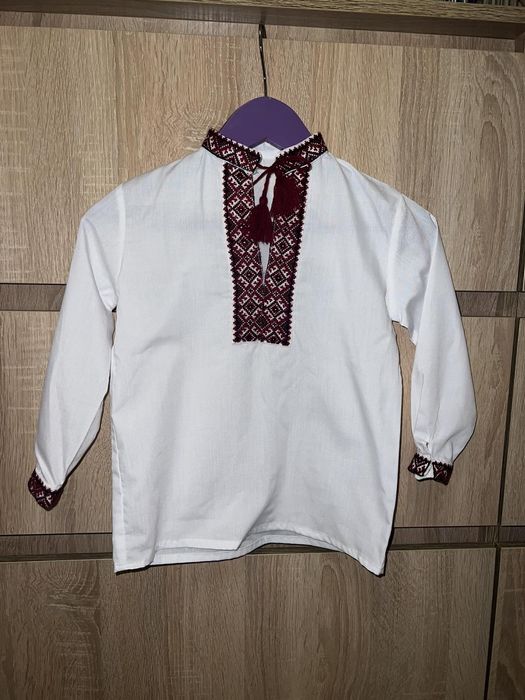 Вишиванка для хлопчика ручна вишивка