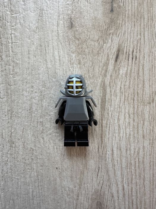 lego ninjago figurka kendo cole