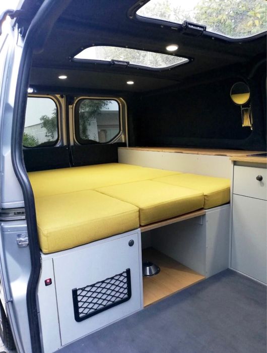 Campervan Ford Costum versao longa