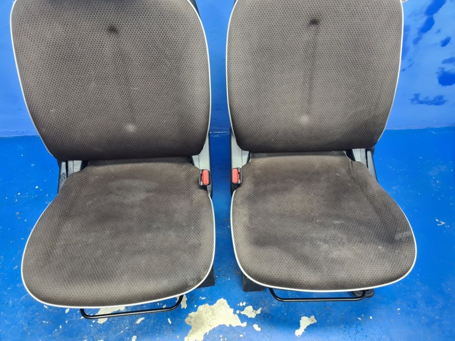 FOTELE przednie komplet lewy prawy MITSUBISHI I-MIEV ION C-ZERO OEM