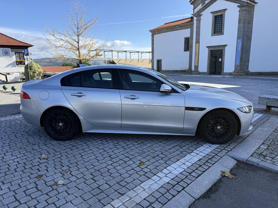 Jaguar XE R-Sport
