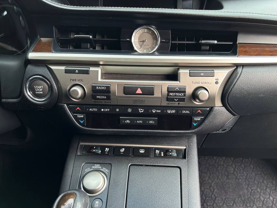 Lexus ES 350 2014 року