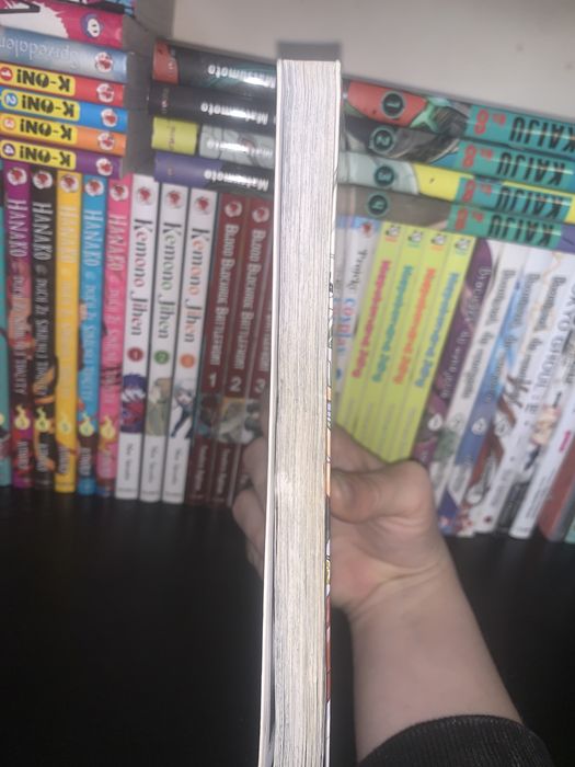 Kolekcja mang różne serie