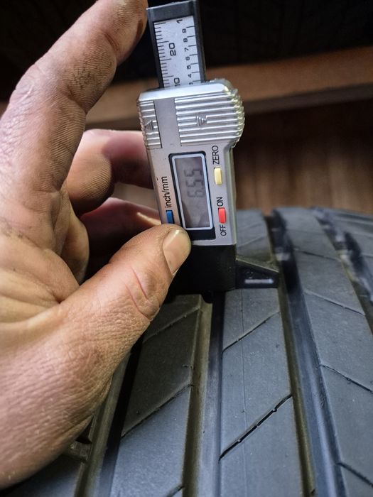 215/55/17 Bridgestone komplet Lato 6,5mm 2022r
