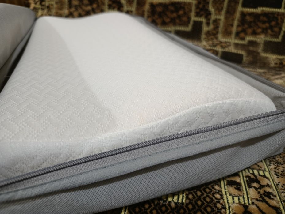 Подушка Memory  жіноча та дитяча Come-for