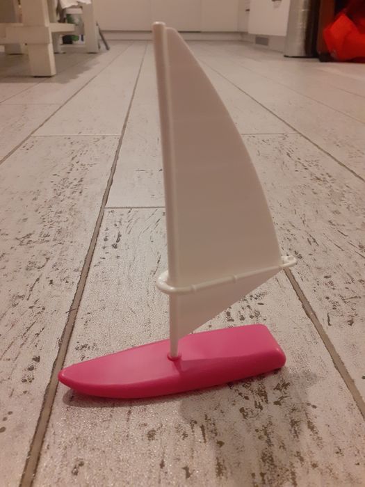 Windsurfing dla małej lalki