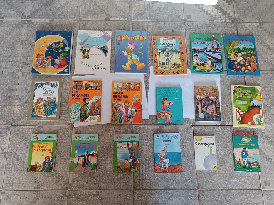 Vendo livros antigos infantis para amantes de colecionismo!
