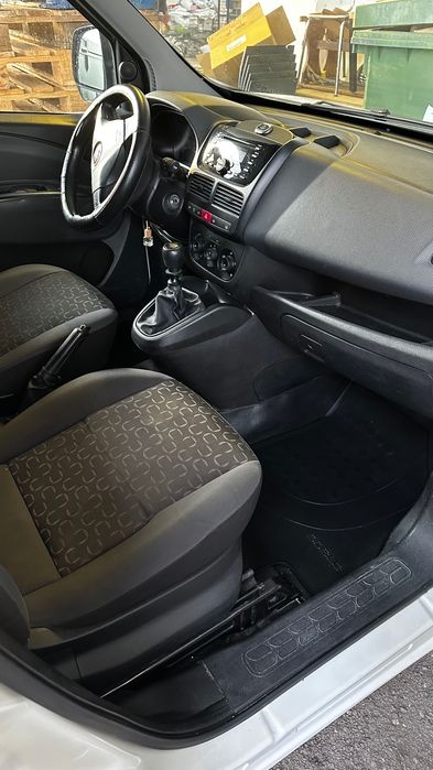 Carrinha Doblo 1,6 gasóleo