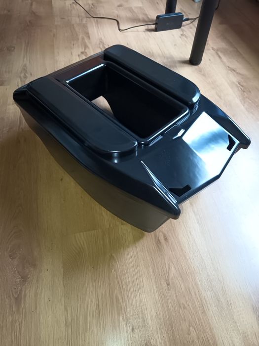 Kadłub łódka zanętowa. ALPHA ONE