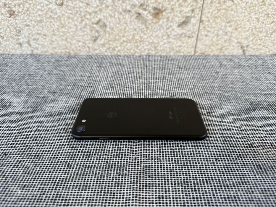 iPhone 7 32GB Preto – Muito Bom Estado