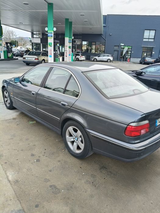BMW 520i e39 manual