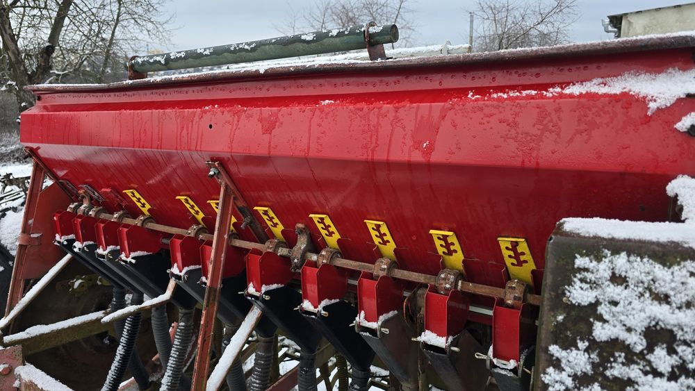 Сівалка сз 3.6 в гарному стані. Сзт сз 3.6 сівник сеялка