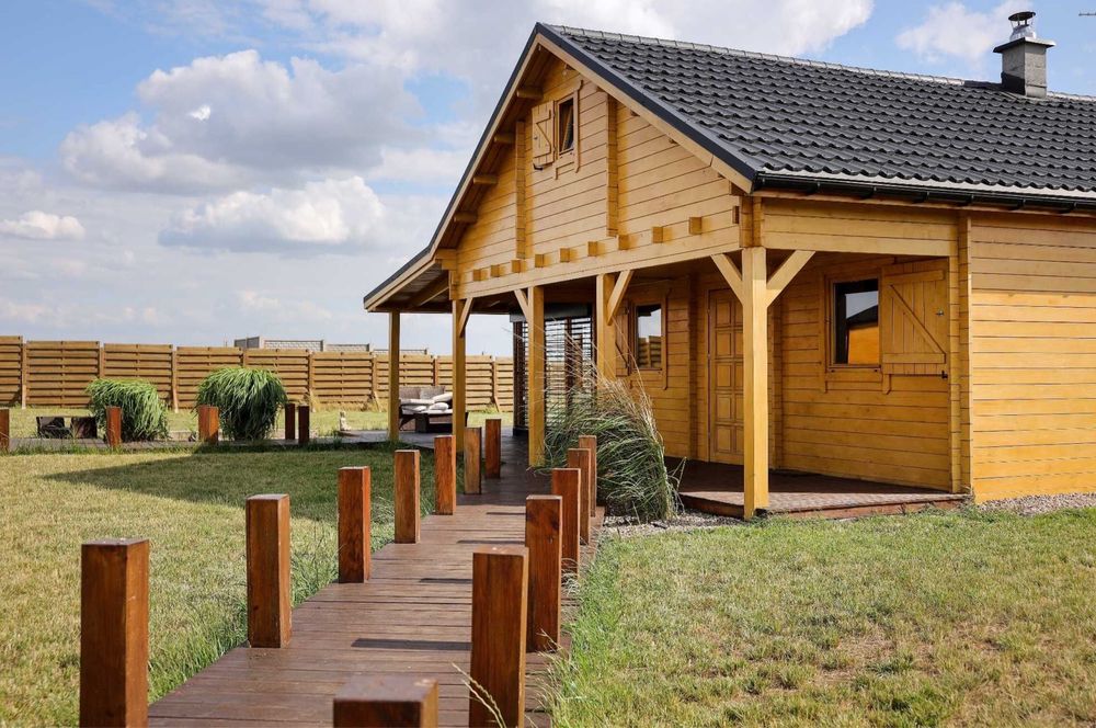 Dom domek drewniany Powidz nocleg noclegi 100 km od Bydgoszczy