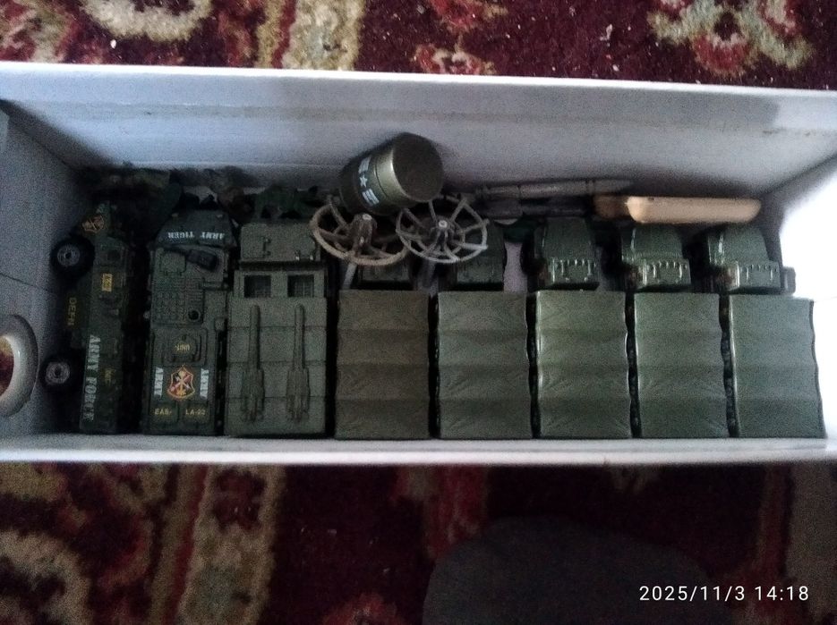 Модель 1:87 різні