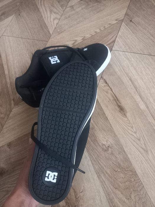 Adidasy D C nowe