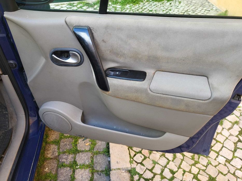Renault Scénic 1.5 dCi (2004)
