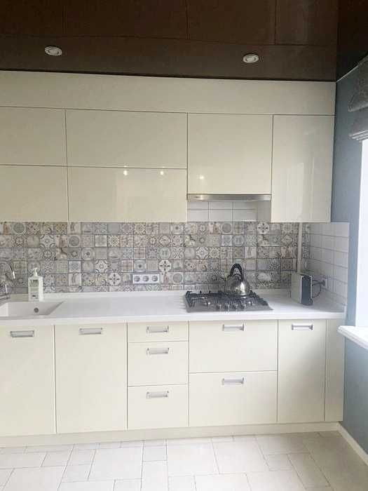 4к квартира с ремонтом, ул. Школьная, р-н малого рынка, продажа