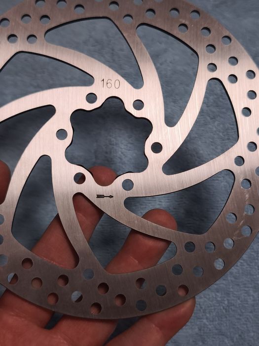 Freio a disco de 160 mm com 6 furos, compatível com motocicletas elétricas, bicicletas elétricas e veículos similares (160 mm x 2,8 mm).