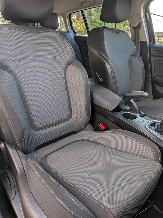 Renault Megane ST BLUE  1.5DCI Zen 2019