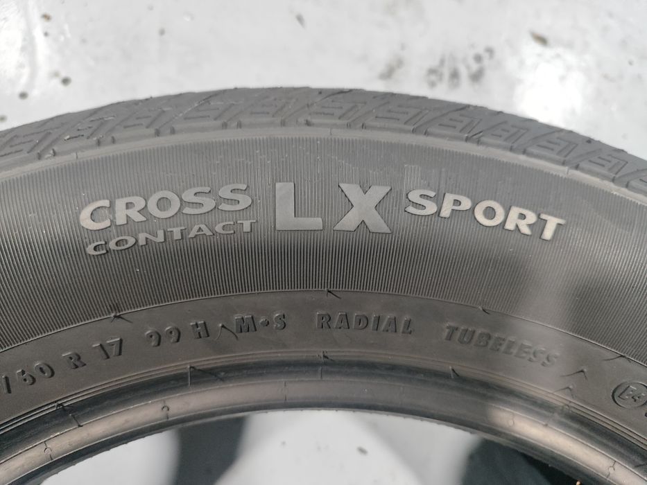 2 pneus semi novos 225-60R17 Continental - Oferta dos Portes