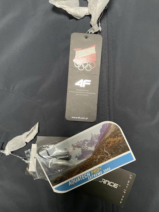 Kurtka 4F T4L10-SFM01 graphite L Softshell