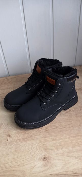 Buty zimowe 44 i 45 cm