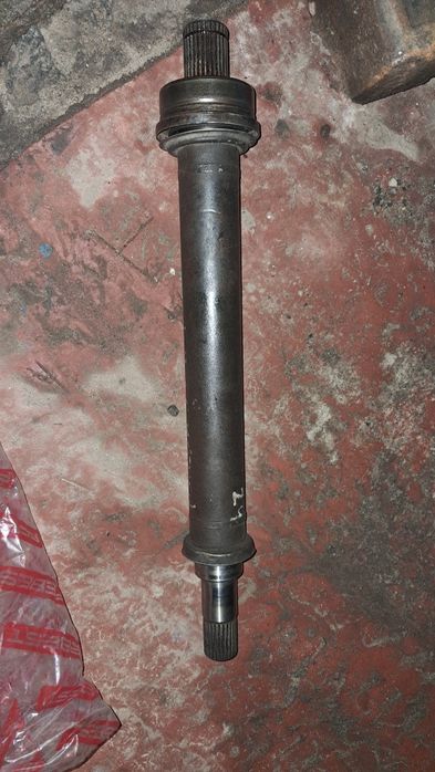 Піввісь мазда 3 бк 2005