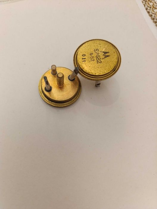 Ретро транзистор Motorola позолота