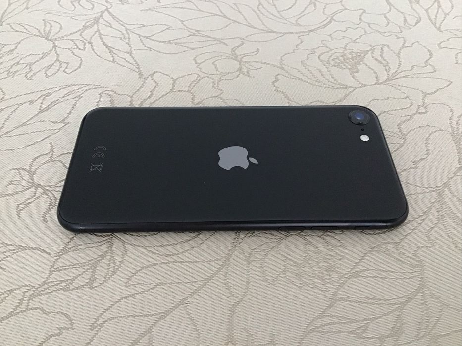 iPhone SE 128G Sem Riscos Nem Moças
