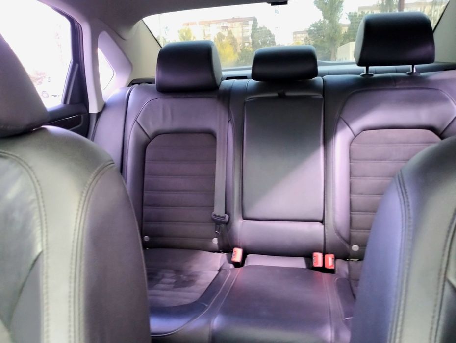 нефарбован  2015 VW PASSAT 2.0tdi АКП Шкіра