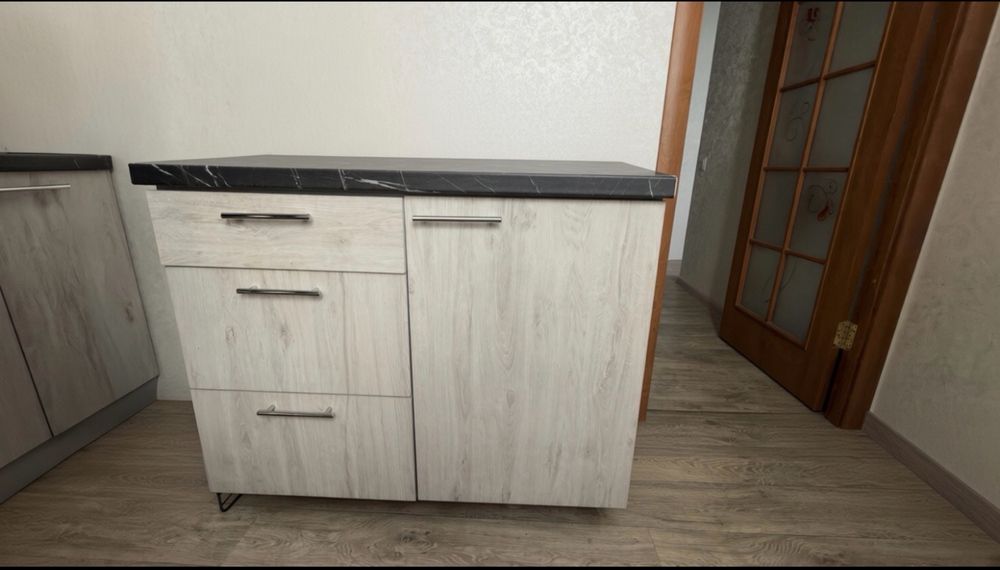 Продам кухню у відмінному стані
