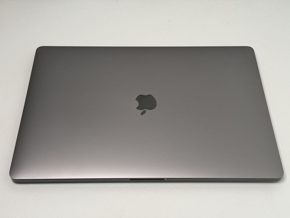 MacBook Pro 16 (A2141) - 2019 - i7/16GB/512GB - Space Gray - faktura VAT 23%