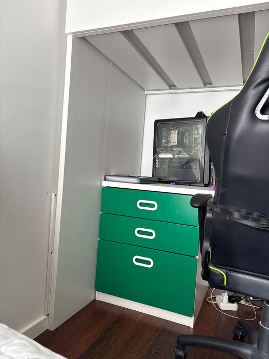 Beliche ikea com secretária