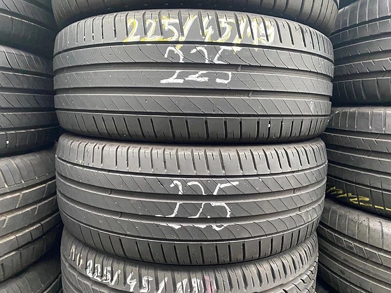 225/45/19 Kleber Dynaxer UHP_5,2mm_2szt_(225)