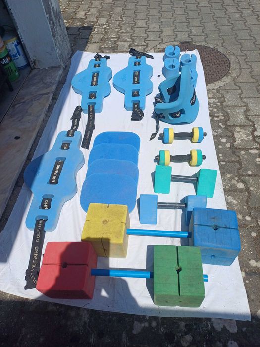 Acessórios Golfinho Sports para piscina 18 unidades