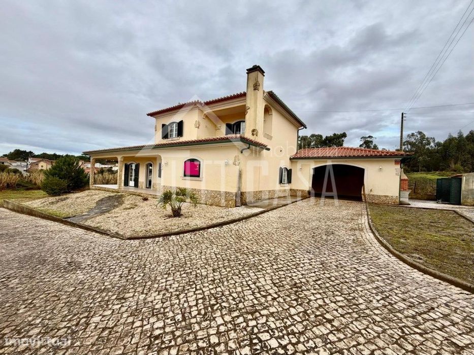 Moradia T4 no Ramalhal