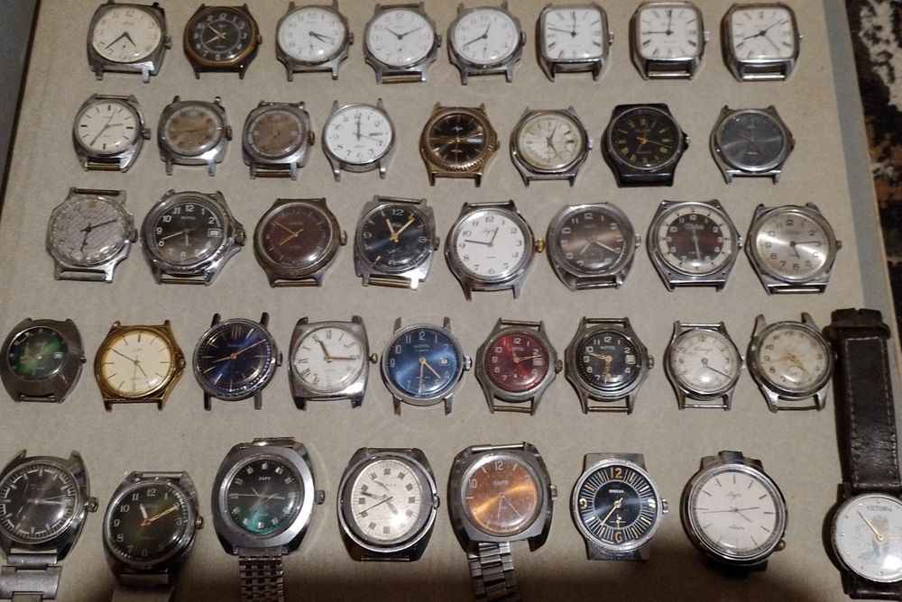 Продам...не дорого.  Об'єктив. И Фото.