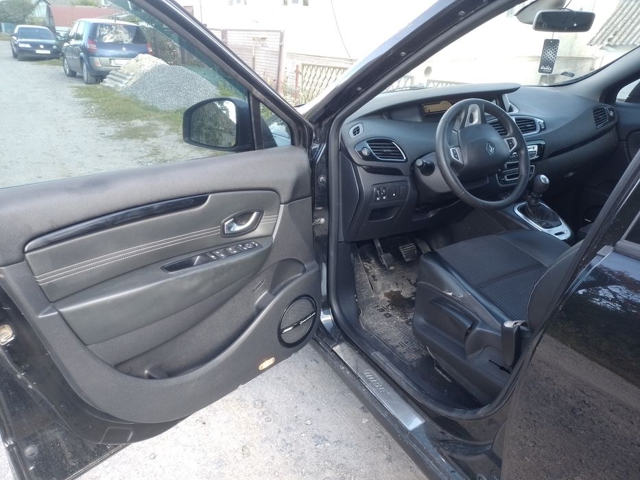 Renault Grand Scenic BOSE 2011 1.5 dCi