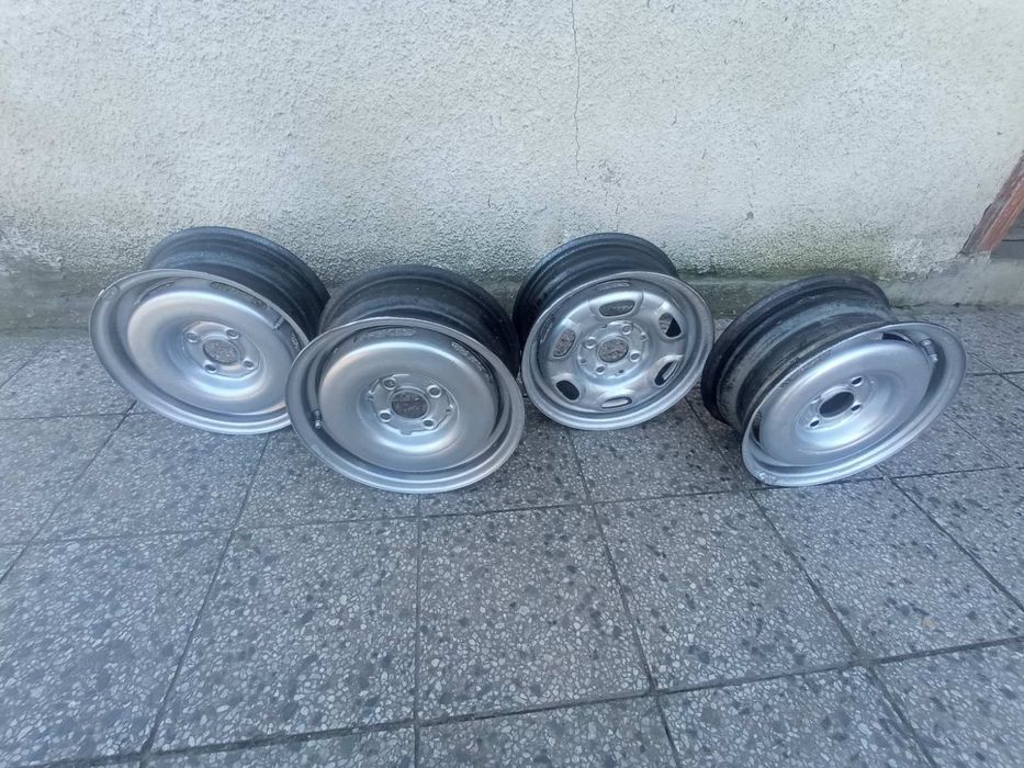 Диски на автомобіль Гольф 2