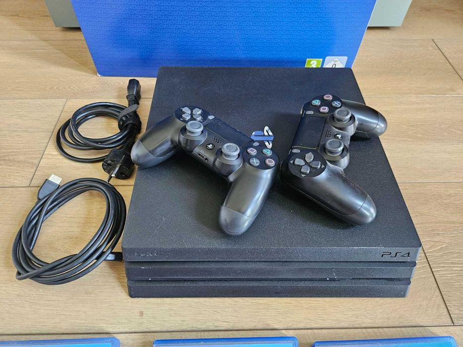 PlayStation 4 Pro (Graded Product) + 2 Pad + 3 Gry – Świetny Zestaw!