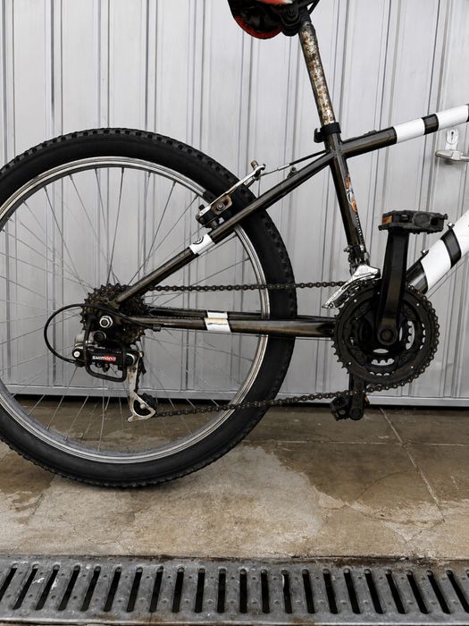 Bicicleta BTT Rockrider 26” – Shimano – Suspensão – Bom estado