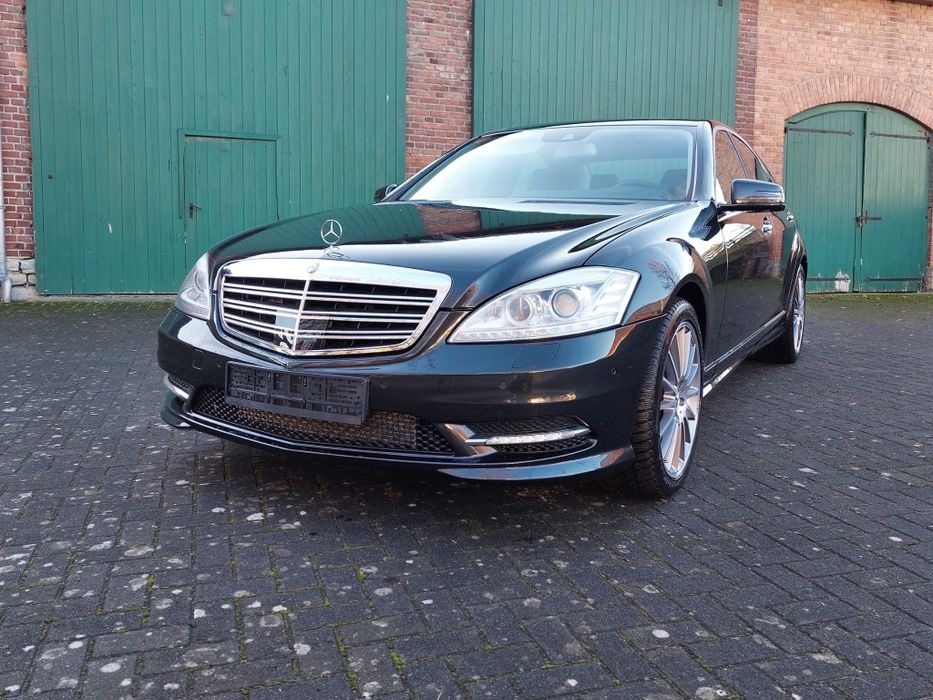 Sprzedam Mercedesa S .W221