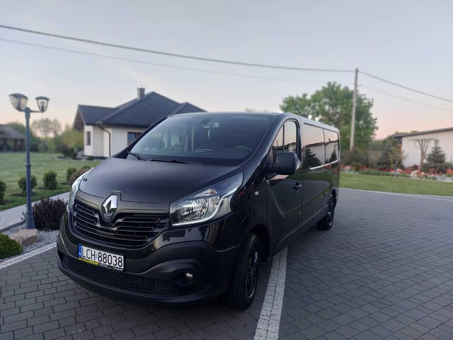 Wynajmę busa 8 osobowego Renault Trafic SpaceClass Long Passenger,