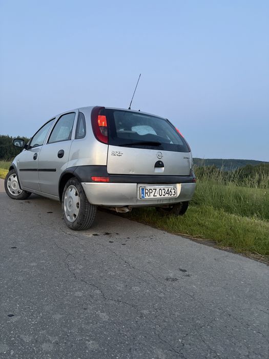 Opel corsa C 2001