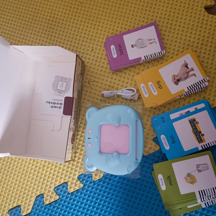 Розмовляючі навчальні картки Монтессорі для вивчення англійської