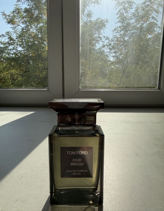 Парфумована вода Tom Ford Oud Wood